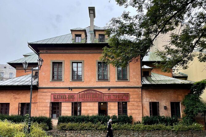 Krakow Jewish Ghetto and Quarter Audio Guided Walking Tour - Father Bernatek’s Bridge and Wisła River crossing into Kazimierz