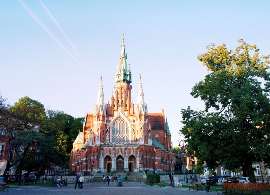 Krakow: Jewish Quarter and Former Ghetto Tour by Golf Cart - The audio guide: your secret weapon for places like this
