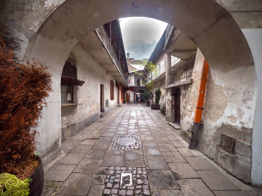 Krakow: Jewish Quarter Guided Walking Tour - Who this tour fits best (and who might want another plan)