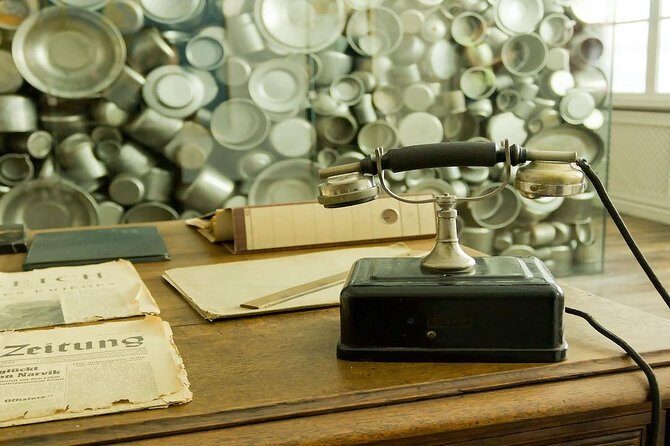 Krakow: Jewish Quarter Kazimierz & Schindler's Factory & Ghetto Guided Tour - Price and value: what $83.27 buys you