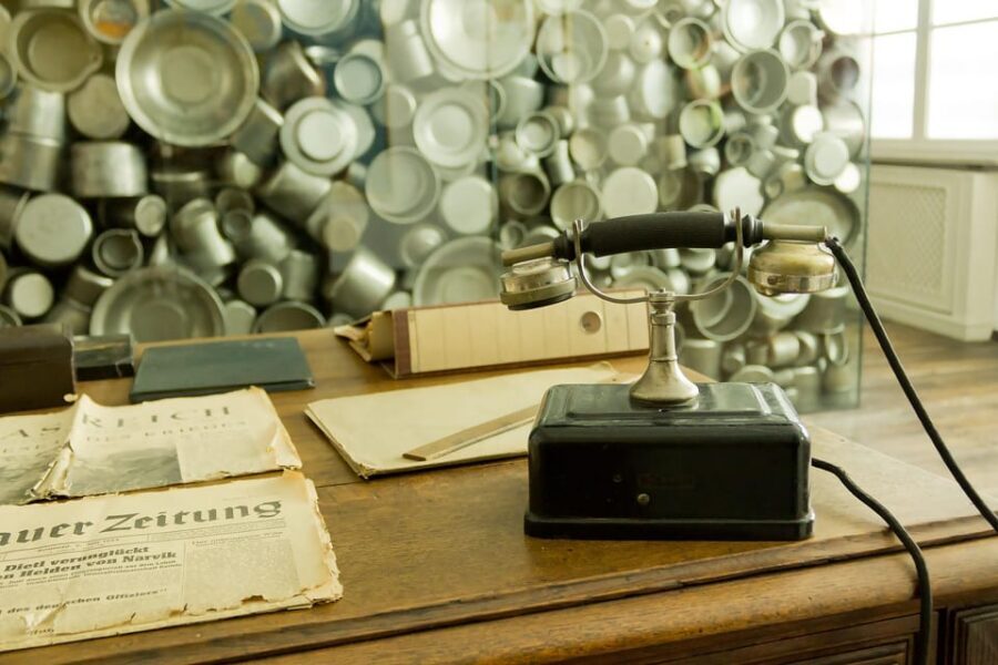 Kraków: Jewish Quarter & Schindler’s Factory Guided Tour - Schindler’s Enamel Factory Museum: why this building matters