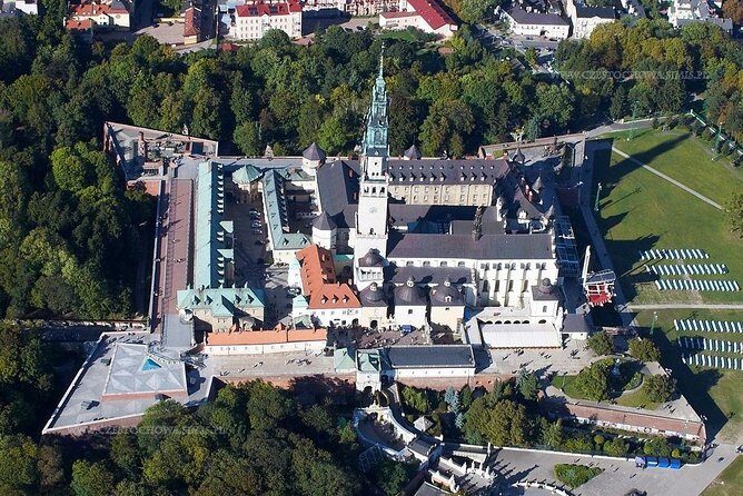 Krakow: John Paul II Home & Black Madonna Sanctuary - Guided Tour - Price and what you get for $220.52 in Krakow value terms