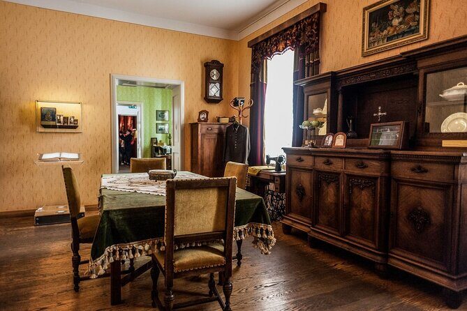Krakow: John Paul II Home & Black Madonna Sanctuary - Guided Tour - Should you book this Krakow John Paul II and Black Madonna day trip?
