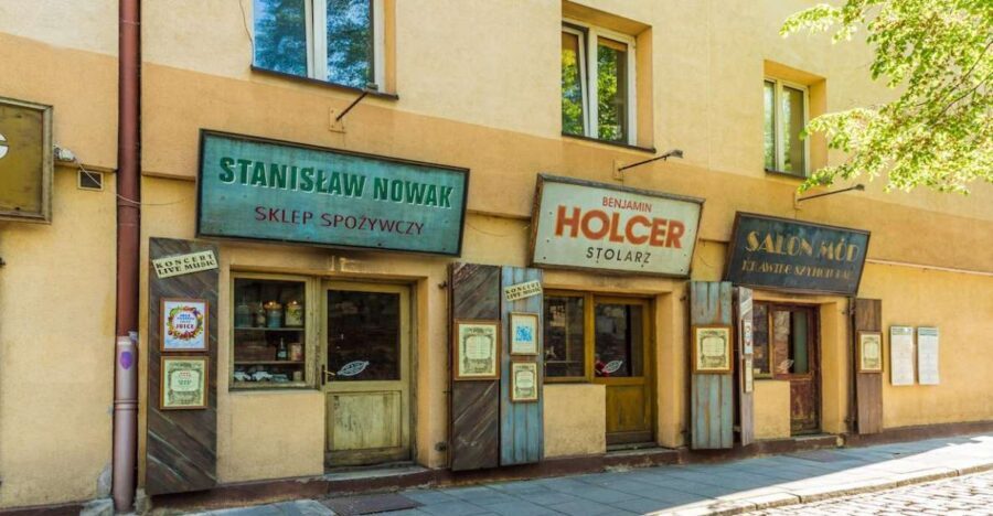 Krakow: Kazimierz Jewish Quarter Walking Tour - Pace, comfort, and what 90–120 minutes really means