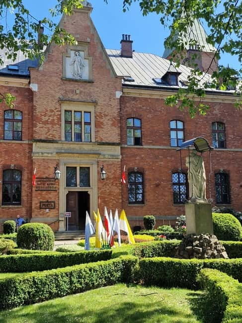Krakow- Lagiewniki John Paul II Center and Divine Mercy - Who should book this tour (and who should skip it)