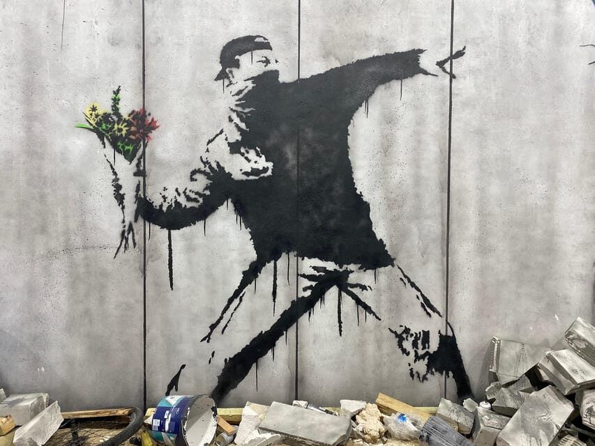 Krakow: Muzeum Banksy Entry Ticket - Sound, text, and why the context is the point