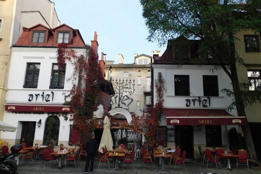 Krakow Old Town and Jewish Quarter in one guided walk - Key Points You’ll Care About