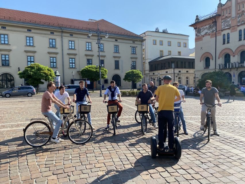 Krakow: Old Town Bike Tour with a Guide - Main Square and the Royal Route: how the guide makes history click