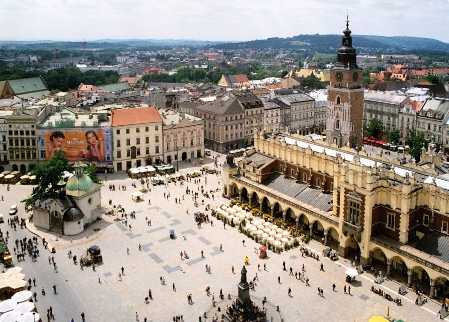 Krakow: Old Town Highlights Private Walking Tour - Picking the right time option: 3 hours vs 4 vs 6