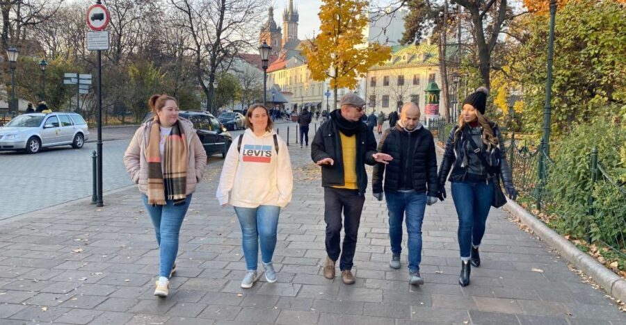 Krakow: Old Town Highlights Walking Tour - St. Mary’s Basilica and Medieval Fortifications: Stones With Stories