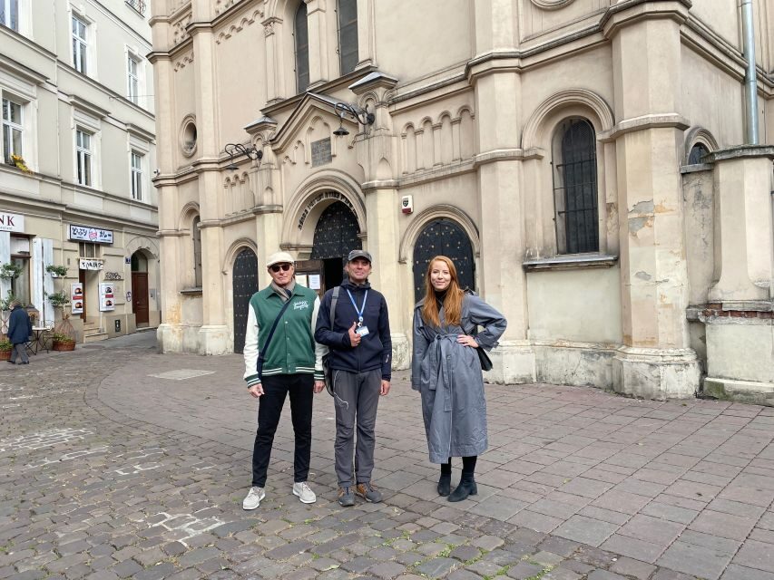 Krakow: Old Town Highlights Walking Tour - Guide Energy: Arthur, Vlad, Arturo, and Władysław Styles