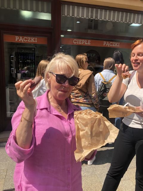 Krakow: Old Town & Jewish Quarter Food Tour with 10 Tastings - Price and value: $97 for 3 hours and 10 tastings