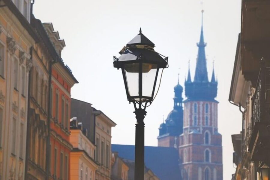 Krakow : Old Town Walking Tour With A guide - St. Peter and St. Paul: baroque drama on the move