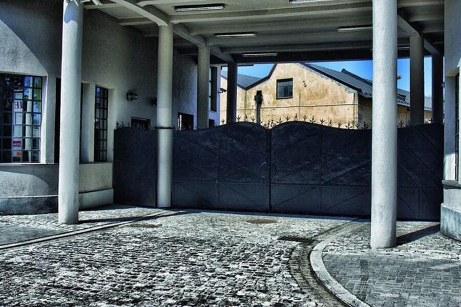 Krakow: Oskar Schindler's Factory Guided Tour&Pickup Options - Key highlights to watch for