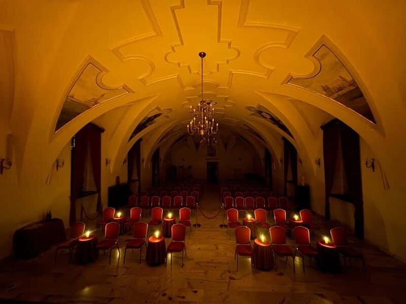 Krakow: Piano Trio Chopin & Friends Concert VIP with Wine - Value for money: about $22 for music with an actual setting