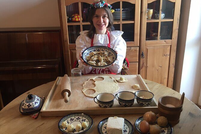 Krakow Pierogi Cooking Class with Market Visit & Home-Cooked Meal - The Trip to the Home Kitchen: Public Transport (or Pickup)