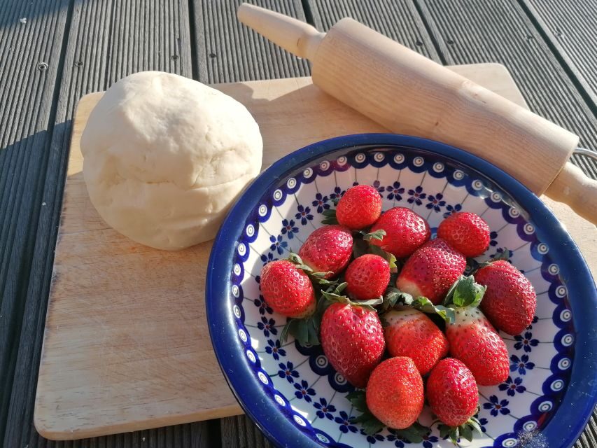 Krakow: Pierogi Home Cooking Class - From Pod Globusem to the Farmers Market: How the Day Flows