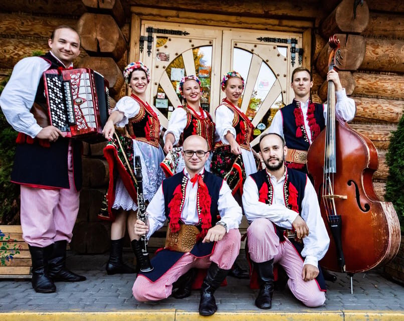 Krakow: Polish Folk Night with Dinner and Unlimited Drinks - The Drinks Part: What Unlimited Usually Means Here