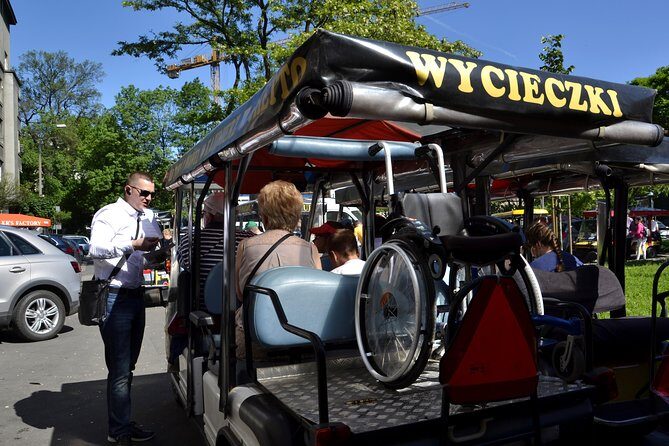 Krakow: Private Guided City Tour by Electric Car - Starting at plac Jana Matejki 2: the meeting point setup that keeps it easy