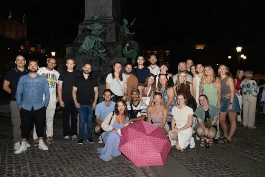 Krakow: Pub Crawl 1H Open Bar, VIP Entry & Welcome Shots - Why This Kraków Crawl Works: Open Bar First, VIP All Night