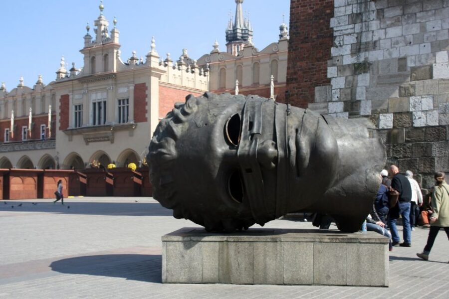 Krakow: Rynek Underground Museum Guided Tour - The 90-Minute Flow: A Guided Route You Can Actually Follow