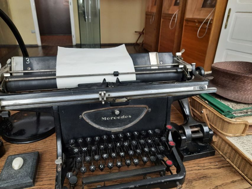 Krakow: Schindler's Factory Tour with Entrance Ticket - Who should book this Schindler’s Factory tour with entrance ticket
