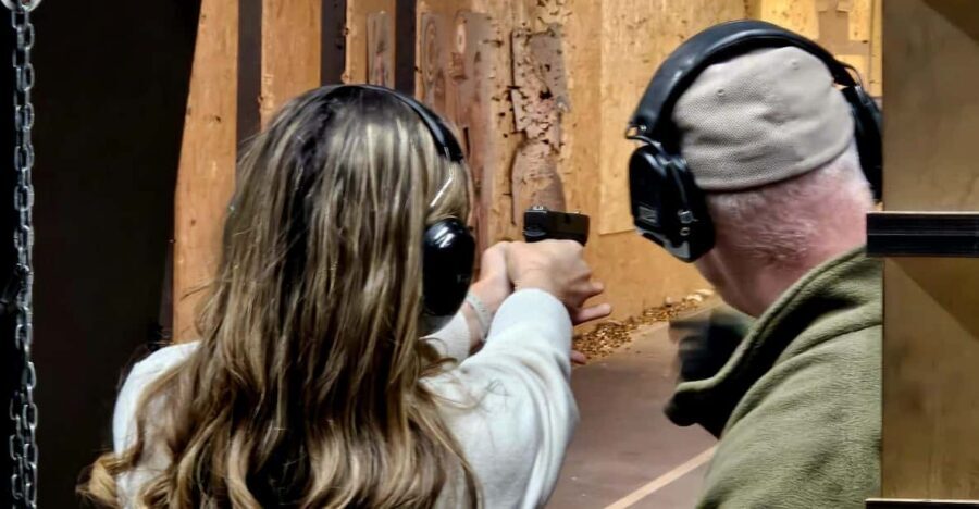 Krakow: Shooting range with hotel pickup - The 90-Minute Flow: Van, Photo Stop, and Range Time