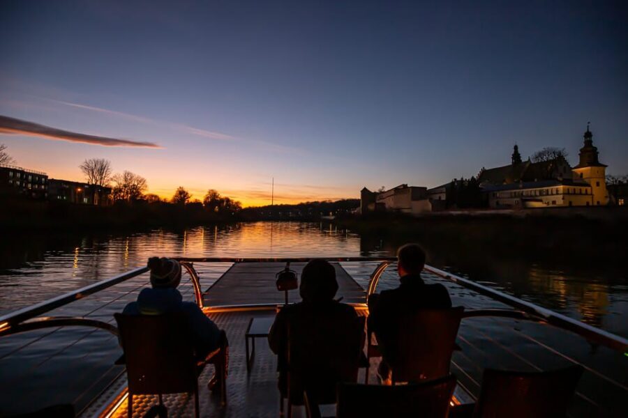 Krakow: Sightseeing Cruise on Vistula River with Audio Guide - Who this cruise suits best (and who might not love it)