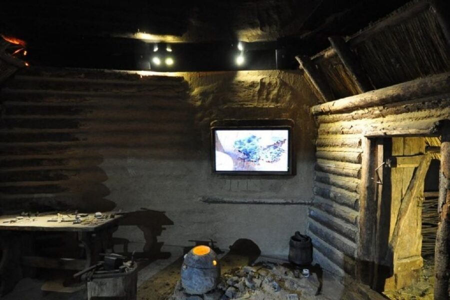 Krakow: Skip the Line Underground Museum Private Guided Tour - Optional 4-Hour Extension: The Royal Route Without the Rush