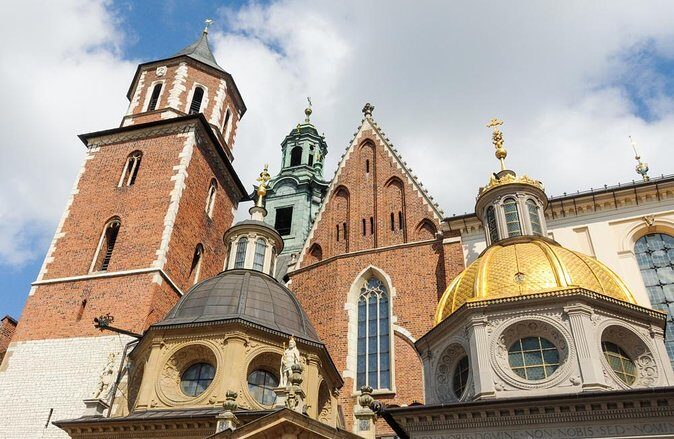 Krakow Skip The Line Wawel Castle and Cathedral Private Tour - Key highlights you should care about