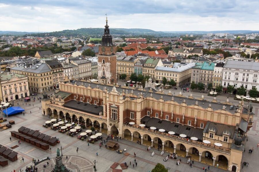Kraków: Street Food and Historical Adventure - Starting at St. Mary’s Church: where the food walk begins