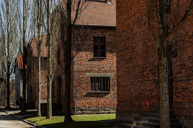 Krakow to Auschwitz Birkenau Guided Tour with Private Transfer - Auschwitz I: What the 2-Hour Guided Route Gives You