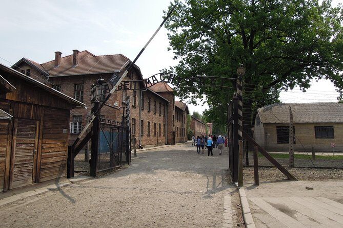 Krakow to Auschwitz Birkenau Guided Tour with Ticket and Transfer - What happens when the guide language isn’t what you expected