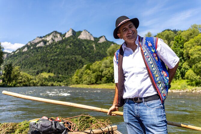 Krakow: Traditional Dunajec River Rafting with Mountain Chairlift - Bacówka cheese hut in the Pieniny area: oscypek plus a little alcohol