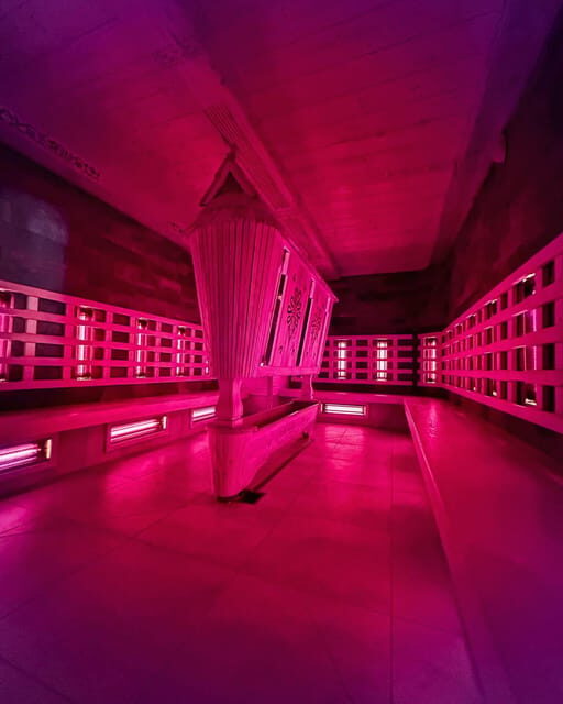 Kraków: Twilight Thermal Baths - Salt pool and salt cave: why this area is more than a gimmick