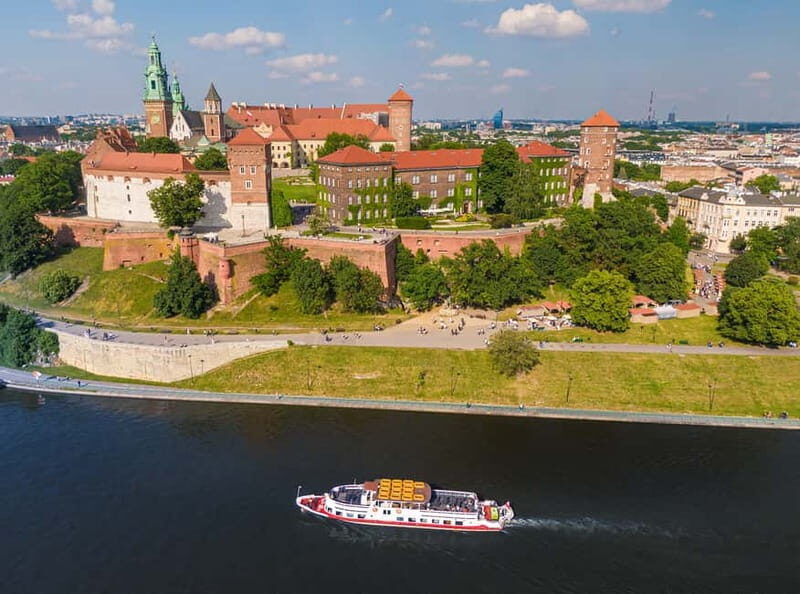 Krakow: Vistula River Sightseeing Cruise with Audio Guide - Nimfa vs Orka: what comfort looks like on a short cruise