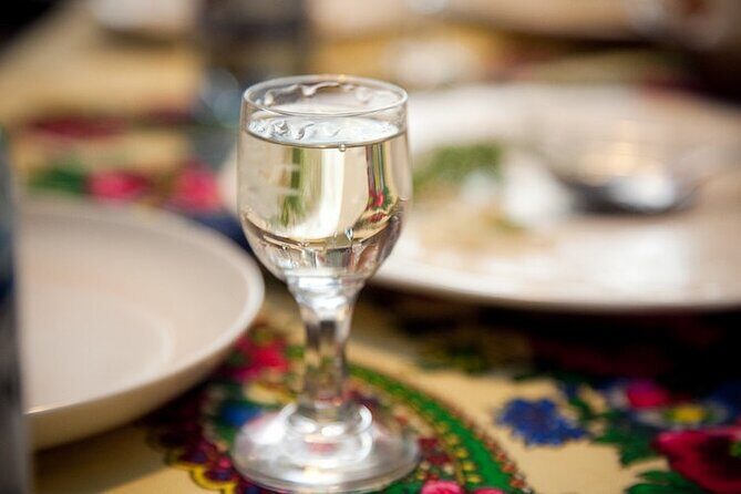 Krakow Vodka and Culture Tour - Kazimierz: cultural exchange that makes the stories land
