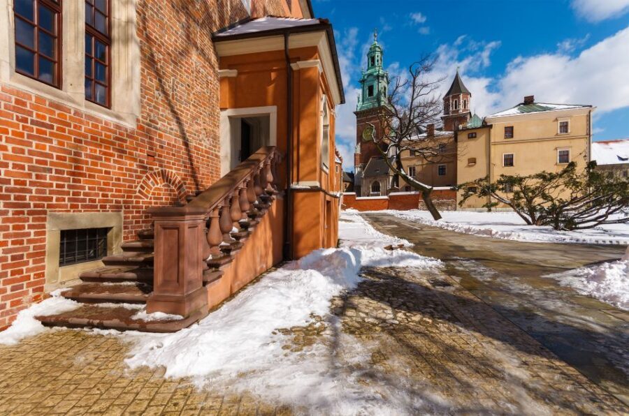Krakow: Wawel Castle and Cathedral Guided Tour - Wawel Castle and Cathedral: the royal “why” behind the wow