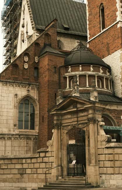 Krakow: Wawel Guided Tour – Cathedral and/or Castle - Wawel Hill and the Bell Zygmunt climb you’ll remember