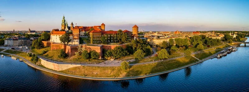 Krakow: Wawel Hill Audioguide Tour - Key Highlights at a Glance