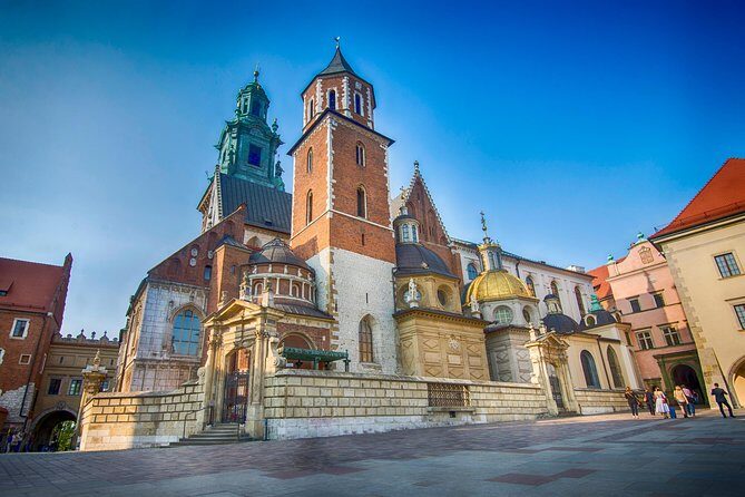Krakow - Wawel Sightseeing of the Royal Hill - Royal Chambers and Apartments: Where Kings Lived and Were Crowned