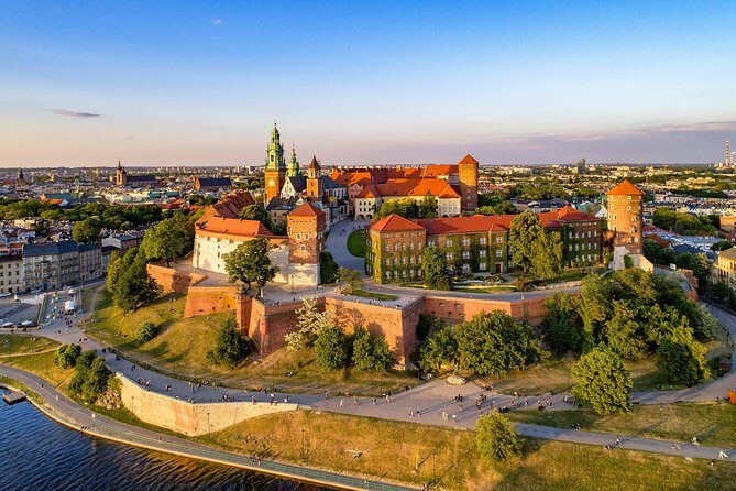 Krakow - Wawel Sightseeing of the Royal Hill - Wawel Cathedral Exterior Stop: Oldest Church Context Without Extra Commitment