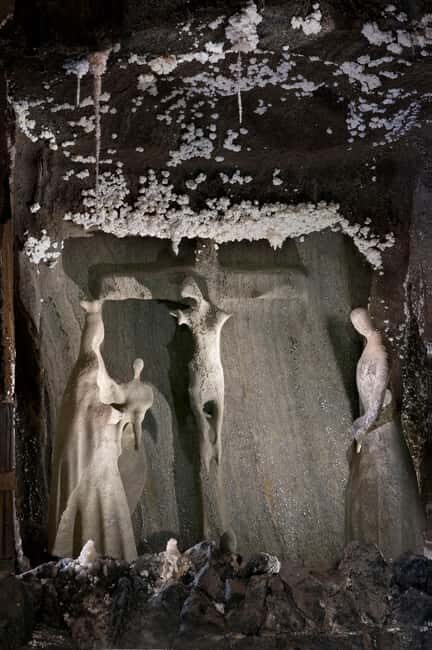 Krakow: Wieliczka Salt Mine Guided Tour & Tickets - Should you book this Wieliczka Salt Mine guided tour?