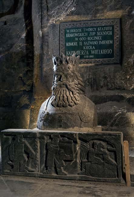 Krakow: Wieliczka Salt Mine Guided Tour & Tickets - Going underground: 800 steps, 135 meters down, and the 2-kilometer route