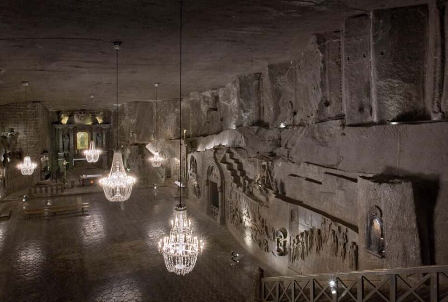 Krakow: Wieliczka Salt Mine Guided Tour & Tickets - Tour pacing and audio: how to keep the guide clear in a noisy cavern