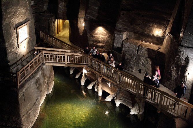 Krakow: Wieliczka Salt Mine Guided Tour with Hotel Pick-up option - Skip-the-Line Entry and How the Tour Flow Works Underground
