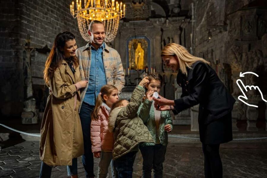 Krakow: Wieliczka Salt Mine Tour with Hotel Pickup & Guide - The underground microclimate: what to expect in your body
