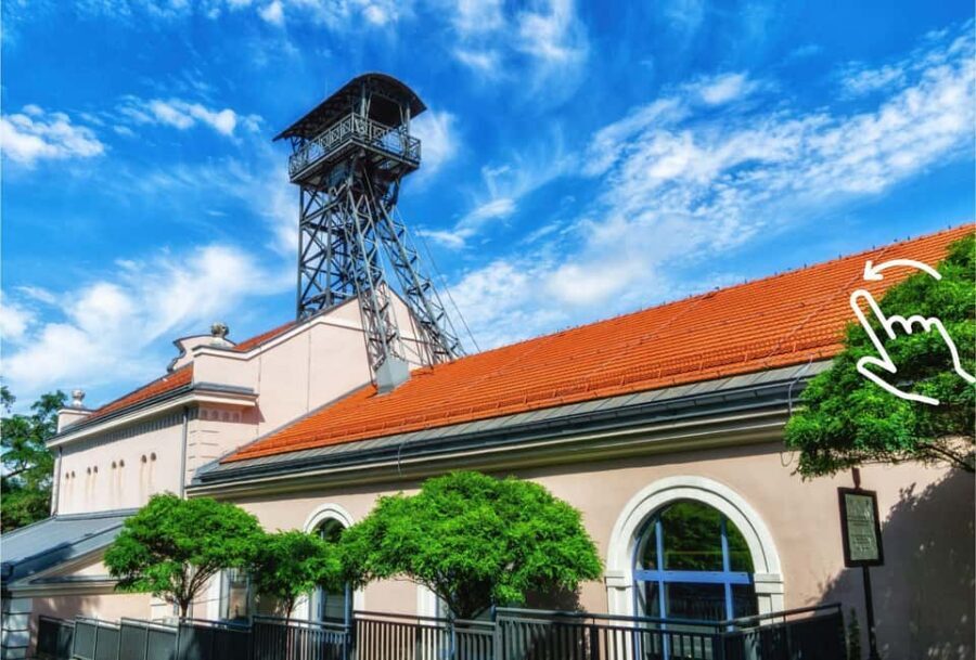 Krakow: Wieliczka Salt Mine Tour with Hotel Pickup & Guide - Skip-the-line entry: what you actually gain