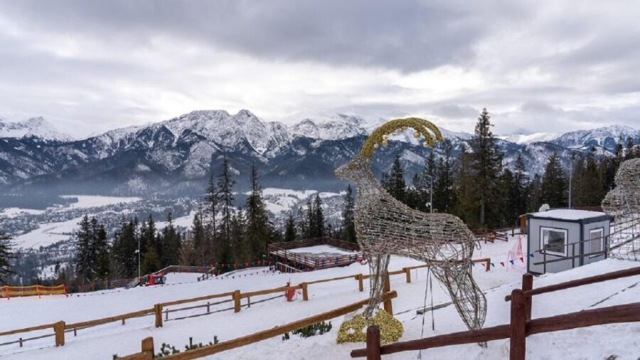 Krakow: Zakopane and/or Thermal Baths Experience - Chochołów Village: Wooden Cottages and Chapels That Slow the Pace