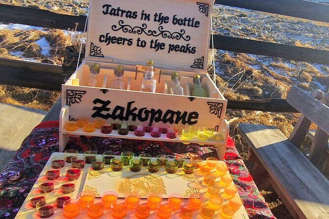 Krakow Zakopane Cable Car Vodka Cheese and Hot Springs Tour - Chocholów: wooden highlander houses and a calmer pace near Zakopane